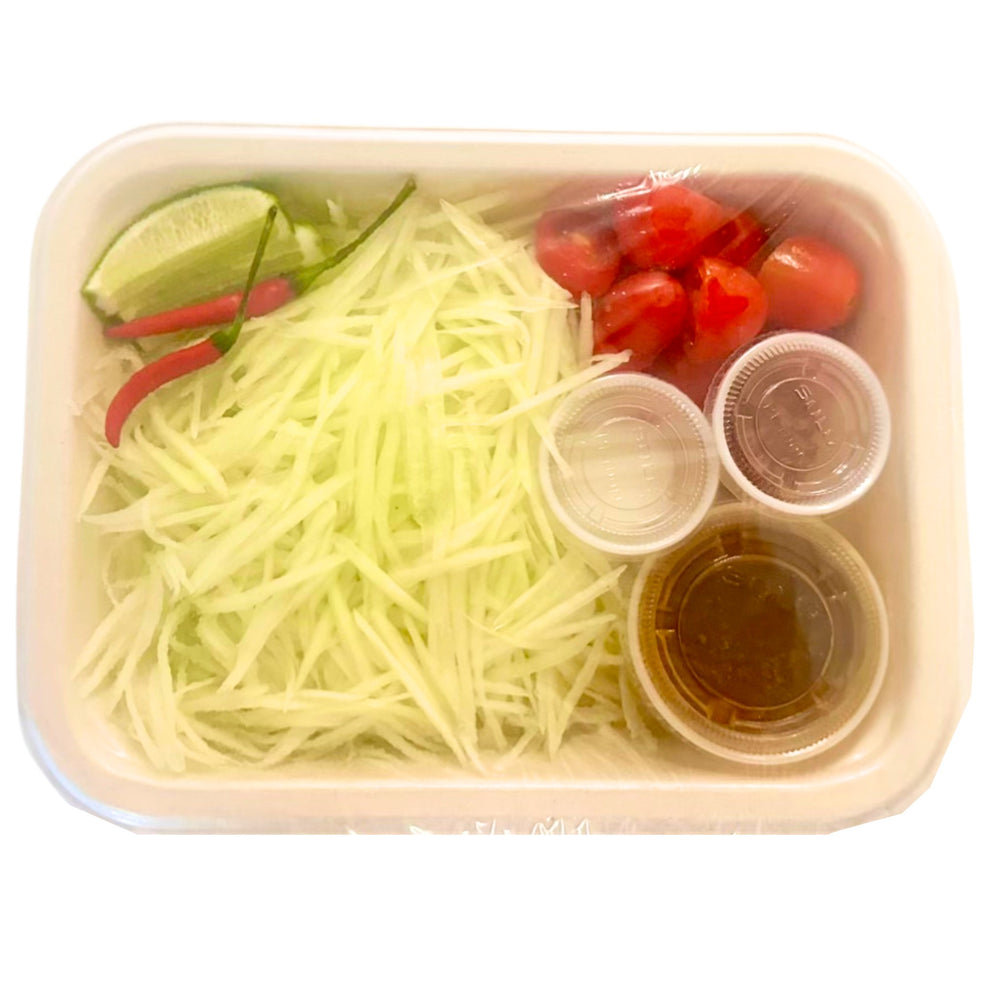 Thum Mak Hoong Kit (Spicy Green Papaya Salad)