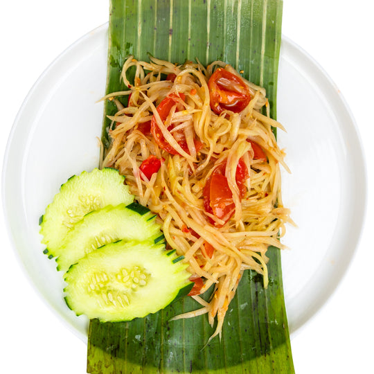 Thum Mak Hoong Kit (Spicy Green Papaya Salad)